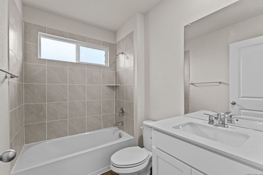 Furnished interior view inside a new home in Laurel Vistas, San Antonio (Image 8).