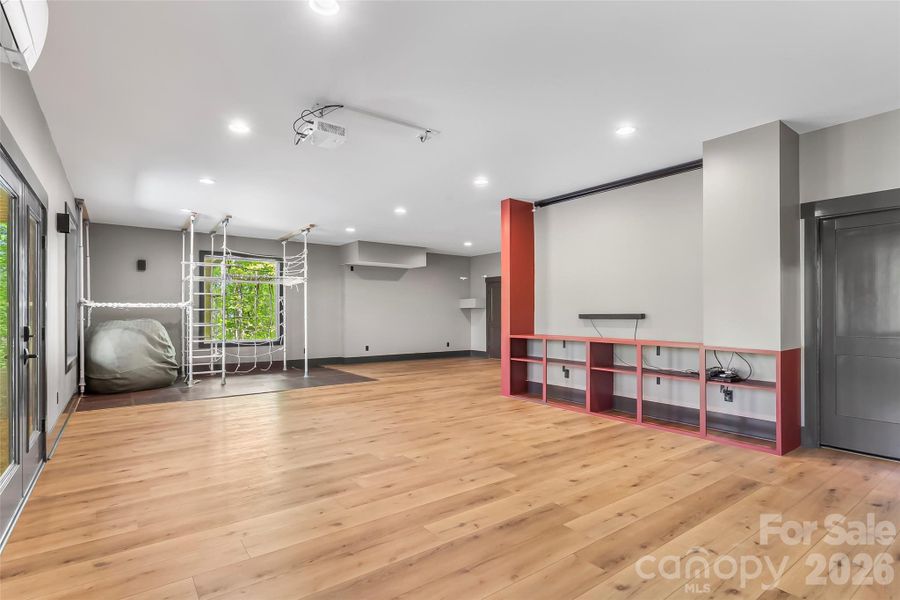 Spacious, unfurnished interior of a new home in , Morganton (Image 29).