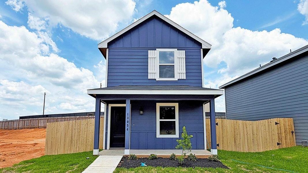 Front exterior of a new home in Castles Edge, Willis, TX, highlighting curb appeal (Image 1). Front exterior of a new home in Castles Edge, Willis, TX, highlighting curb appeal (Image 1).