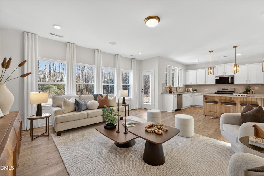 58 Manor Stone Dr-14