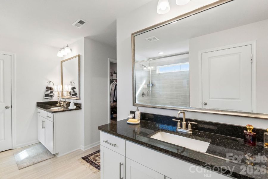 Furnished interior view inside a new home in Sylvan Creek, Denver (Image 33).