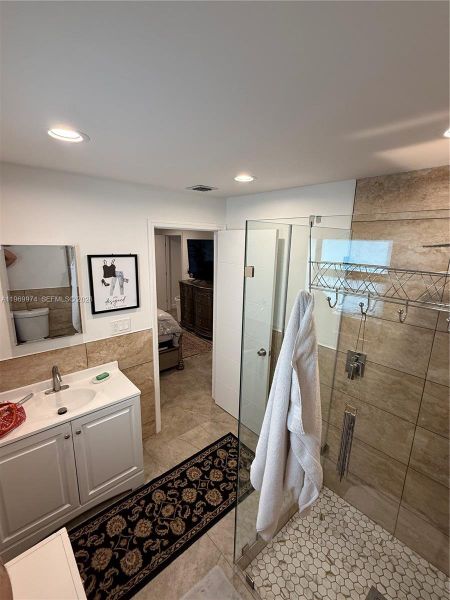 Furnished interior view inside a new home in , Delray Beach (Image 4). Furnished interior view inside a new home in , Delray Beach (Image 4).