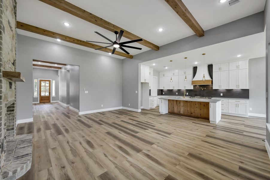 Spacious, unfurnished interior of a new home in , Montgomery (Image 23).