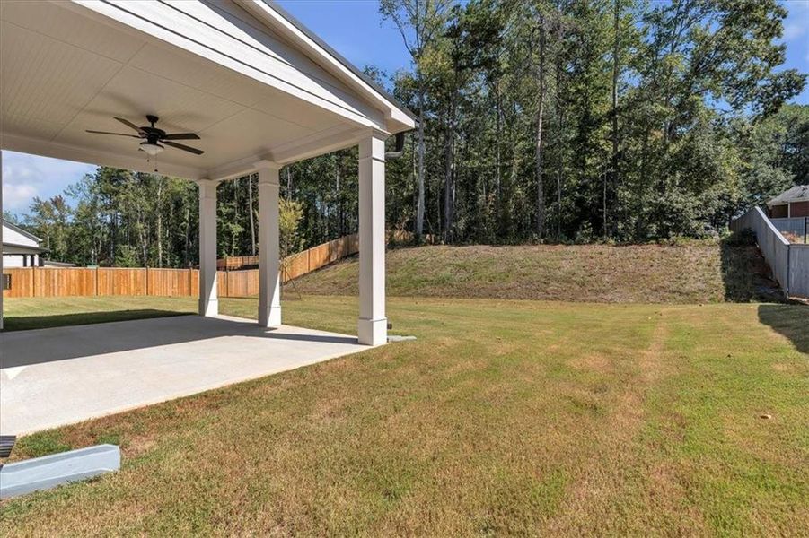 Exterior details and patio area of a home in Springside Reserve, Powder Springs (Image 20).