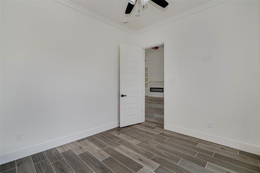 Spacious, unfurnished interior of a new home in , Grand Prairie (Image 17).