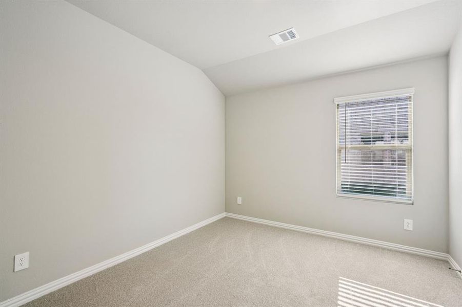 Spacious, unfurnished interior of a new home in , Princeton (Image 18).
