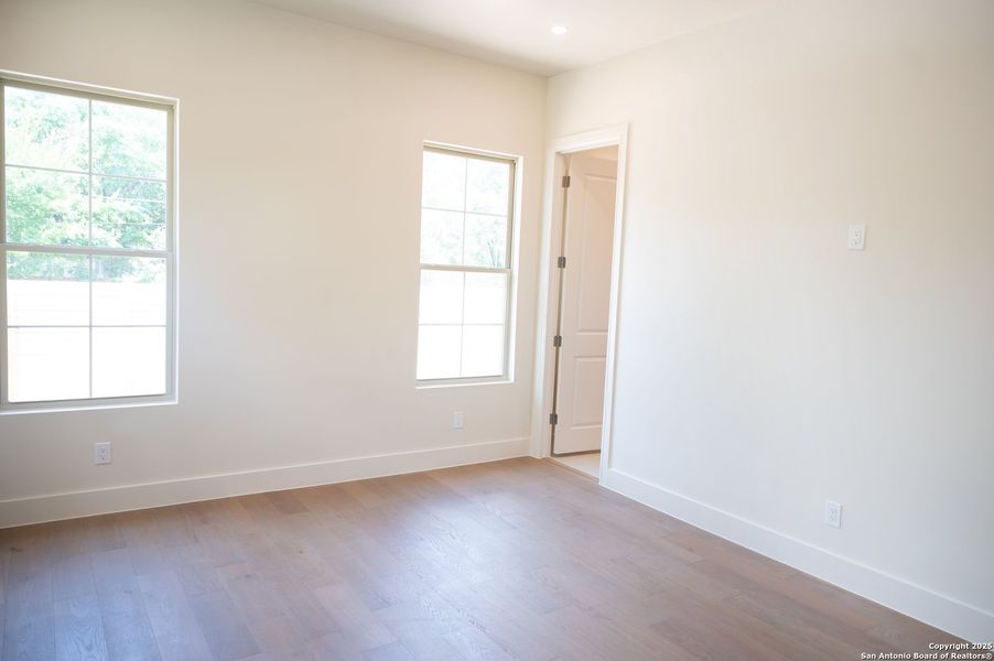 Spacious, unfurnished interior of a new home in , Terrell Hills (Image 50). Spacious, unfurnished interior of a new home in , Terrell Hills (Image 50).