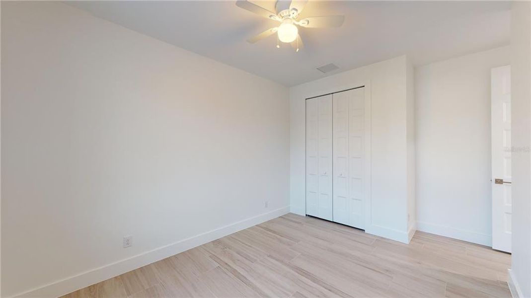 Spacious, unfurnished interior of a new home in , Port Charlotte (Image 21).