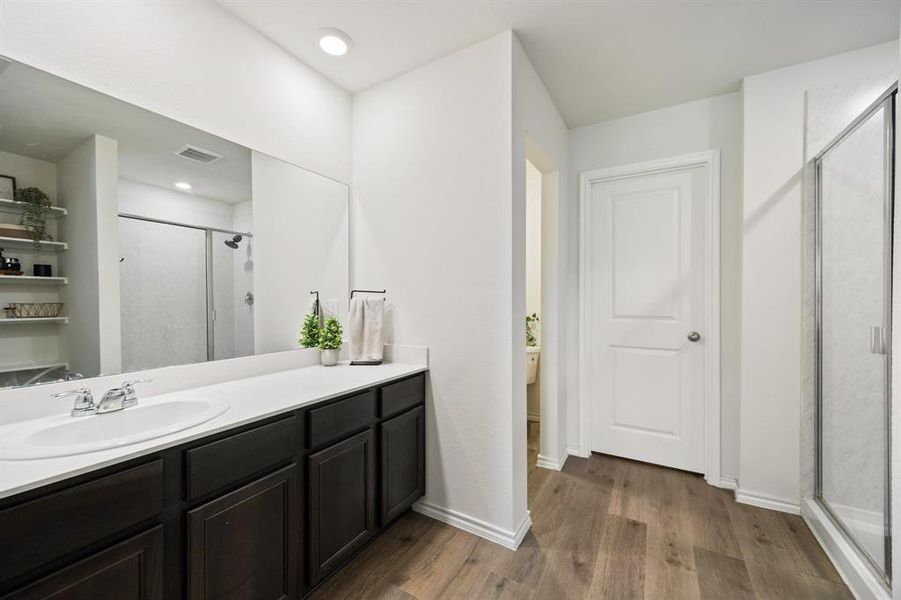 Furnished interior view inside a new home in Wildwood, Royse City (Image 16).