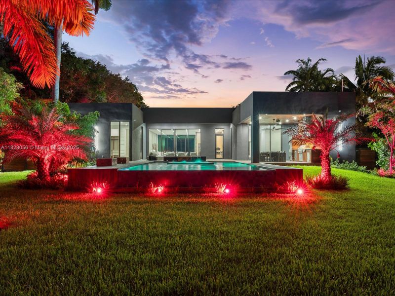 Exterior details and patio area of a home in , Miami (Image 49).