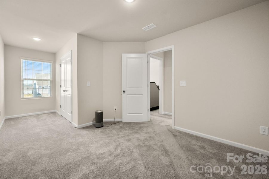 Spacious, unfurnished interior of a new home in , Fort Mill (Image 21).