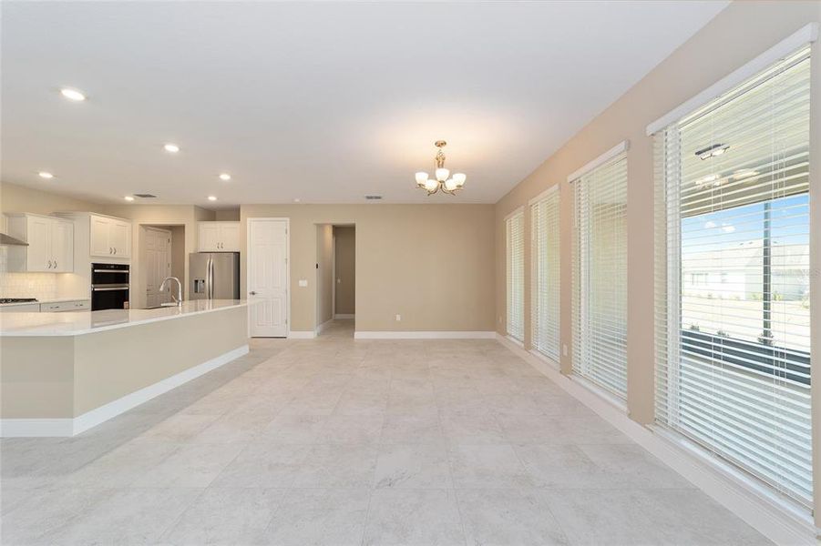 Spacious, unfurnished interior of a new home in , Ocala (Image 16).