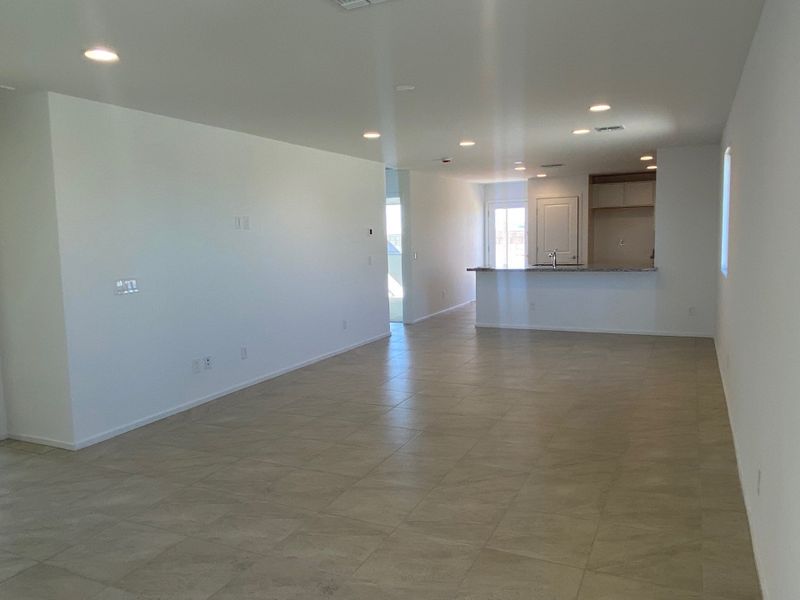 Spacious, unfurnished interior of a new home in Wildera – Crest Series, San Tan Valley (Image 8).