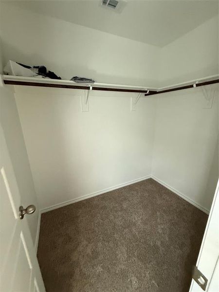 Spacious, unfurnished interior of a new home in Travis Ranch Marina, Forney (Image 22).