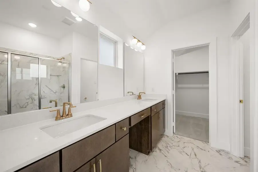 1521 Laurel- Primary Suite-5072 1521 Laurel- Primary Suite-5072