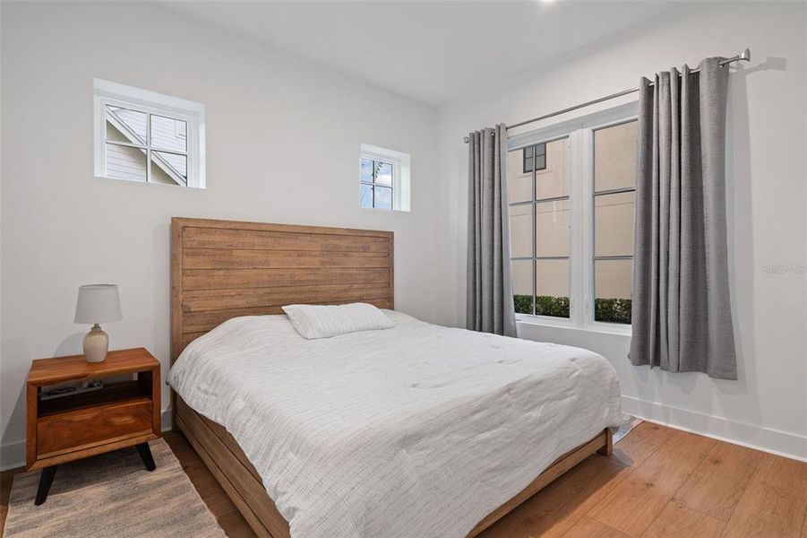 Furnished interior view inside a new home in Celebration - Island Village, Celebration (Image 48).