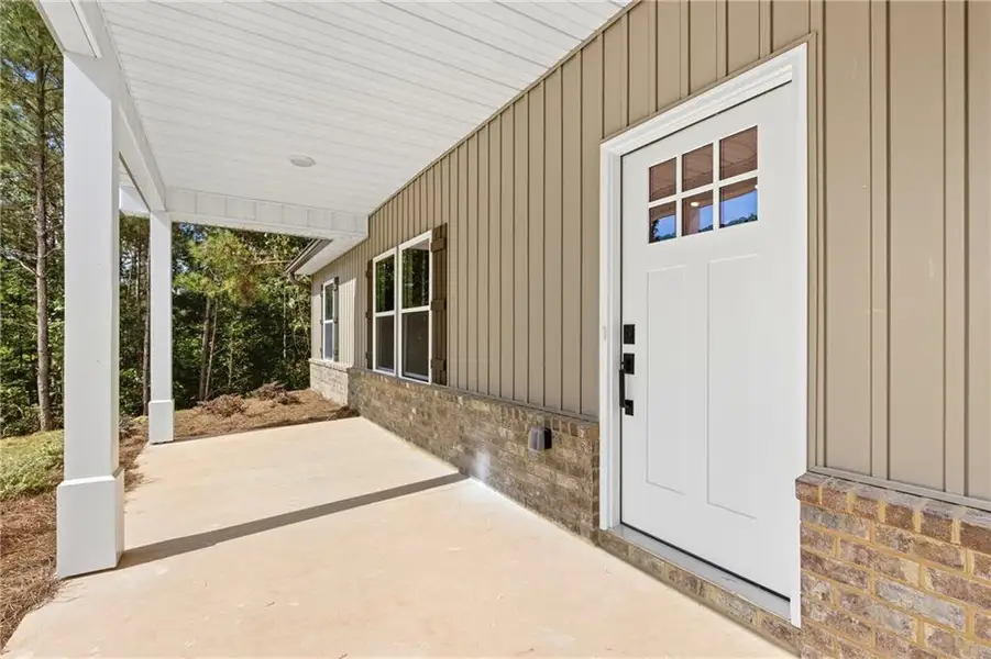 Exterior details and patio area of a home in , Toccoa (Image 19).