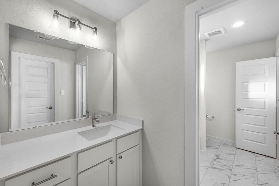 Furnished interior view inside a new home in Briarwood Crossing, Rosenberg (Image 10).