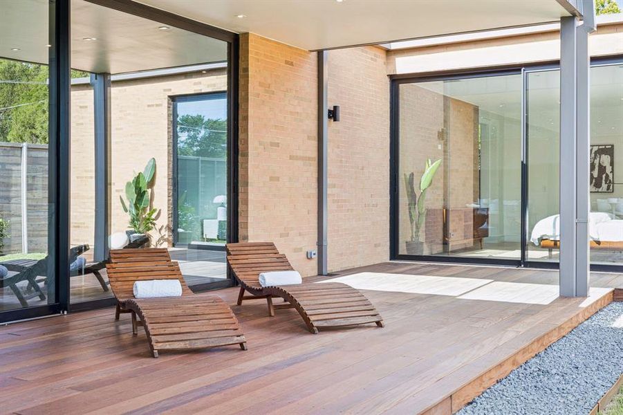 Furnished interior view inside a new home in , Dallas (Image 16). Furnished interior view inside a new home in , Dallas (Image 16).