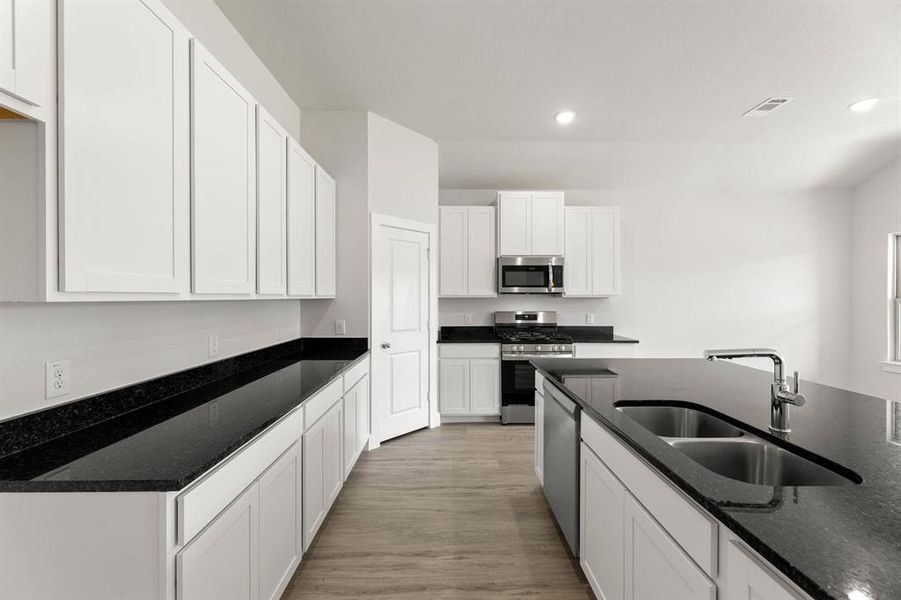 228 Tradd-Kitchen-3 228 Tradd-Kitchen-3