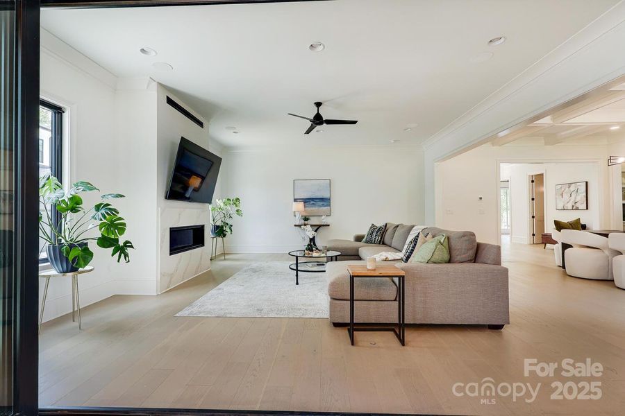 Indoor/outdoor entertaining