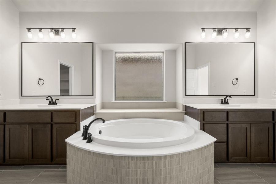 375 Paddle Boat- Primary SUite-5 375 Paddle Boat- Primary SUite-5