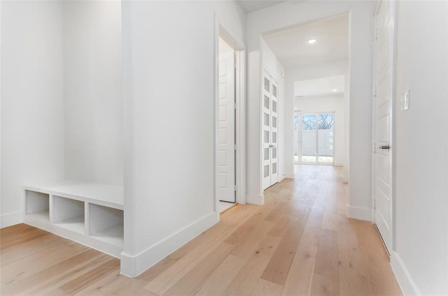 Spacious, unfurnished interior of a new home in , Richardson (Image 15).