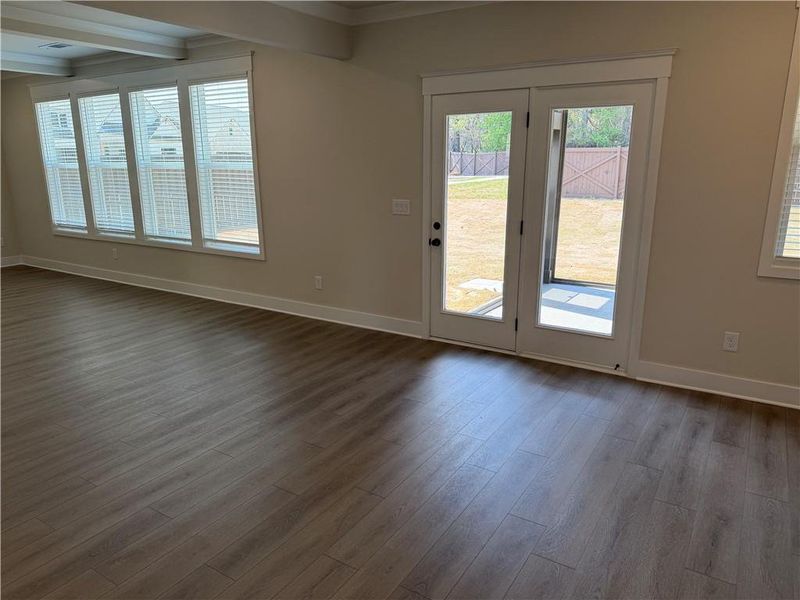 Spacious, unfurnished interior of a new home in Pinecrest Ridge, Dacula (Image 33).