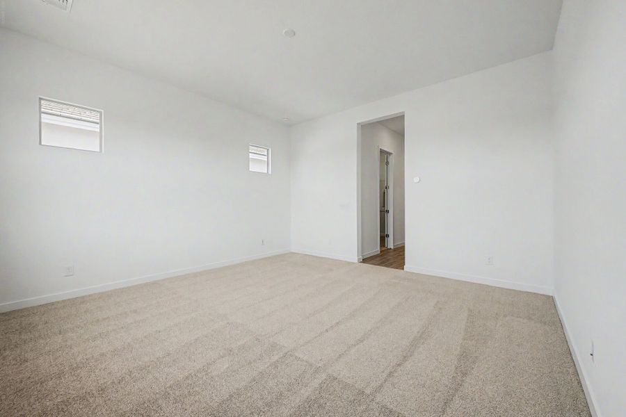 Spacious, unfurnished interior of a new home in Landmarke, San Tan Valley (Image 12). Spacious, unfurnished interior of a new home in Landmarke, San Tan Valley (Image 12).