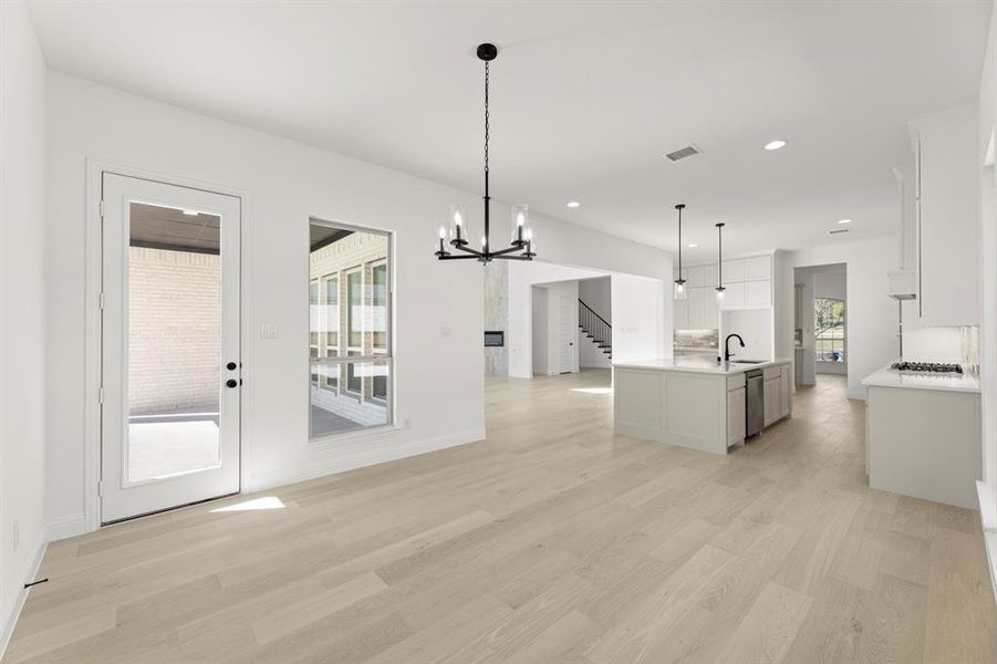 15. 2203 Dracco - Nook (2) 15. 2203 Dracco - Nook (2)