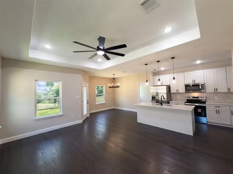 Spacious, unfurnished interior of a new home in , Granbury (Image 16). Spacious, unfurnished interior of a new home in , Granbury (Image 16).