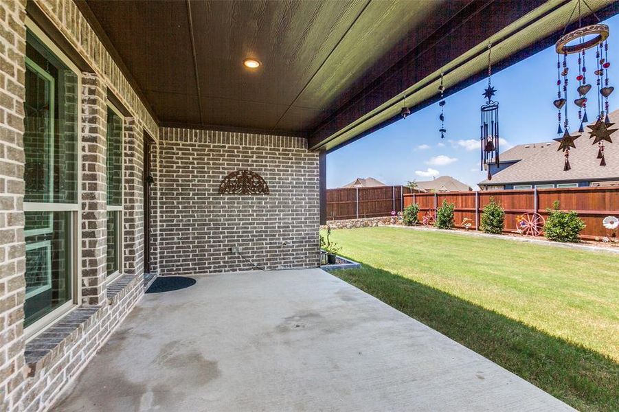 Image 25 of a home in Emerald Vista.