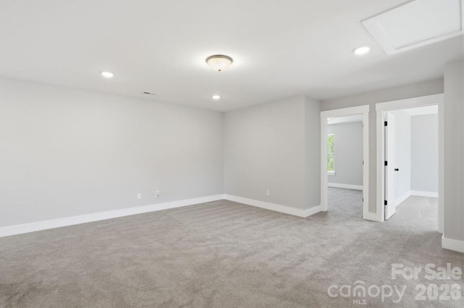 Spacious, unfurnished interior of a new home in Blythe Mill Townhomes, Waxhaw (Image 34).