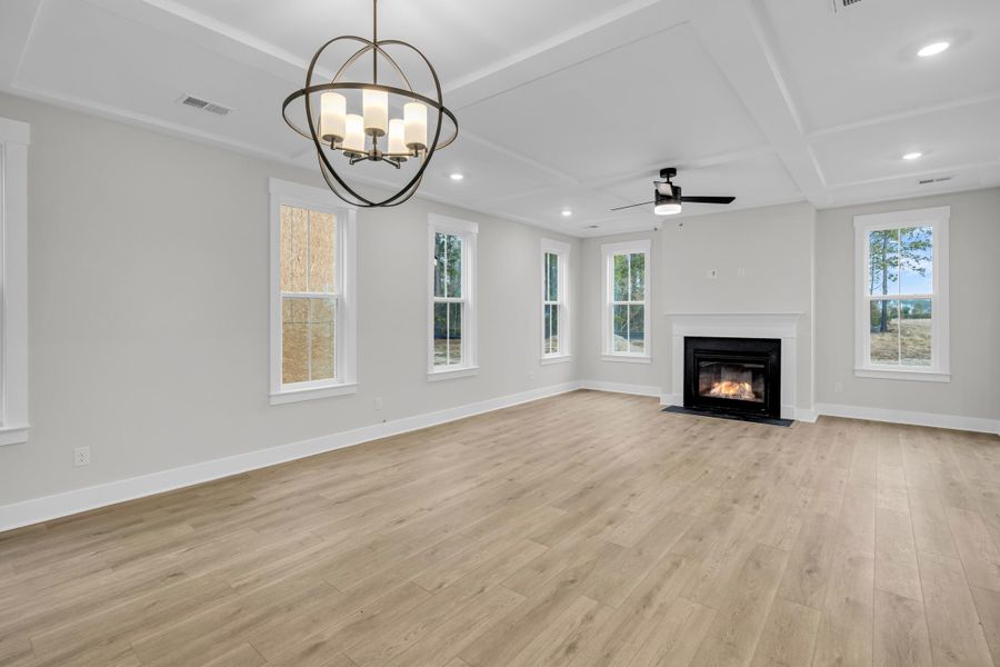 Spacious, unfurnished interior of a new home in Hewing Farms, Summerville (Image 34).
