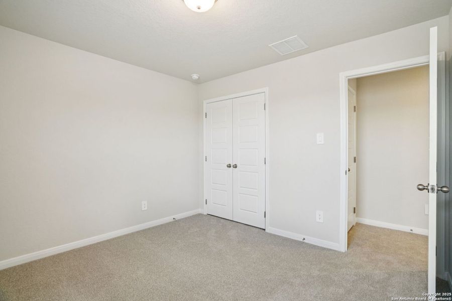 Spacious, unfurnished interior of a new home in Royal Crest, San Antonio (Image 27). Spacious, unfurnished interior of a new home in Royal Crest, San Antonio (Image 27).