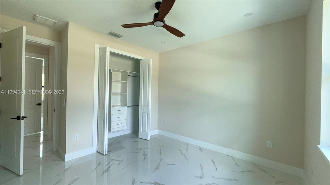 Spacious, unfurnished interior of a new home in , Lehigh Acres (Image 24).