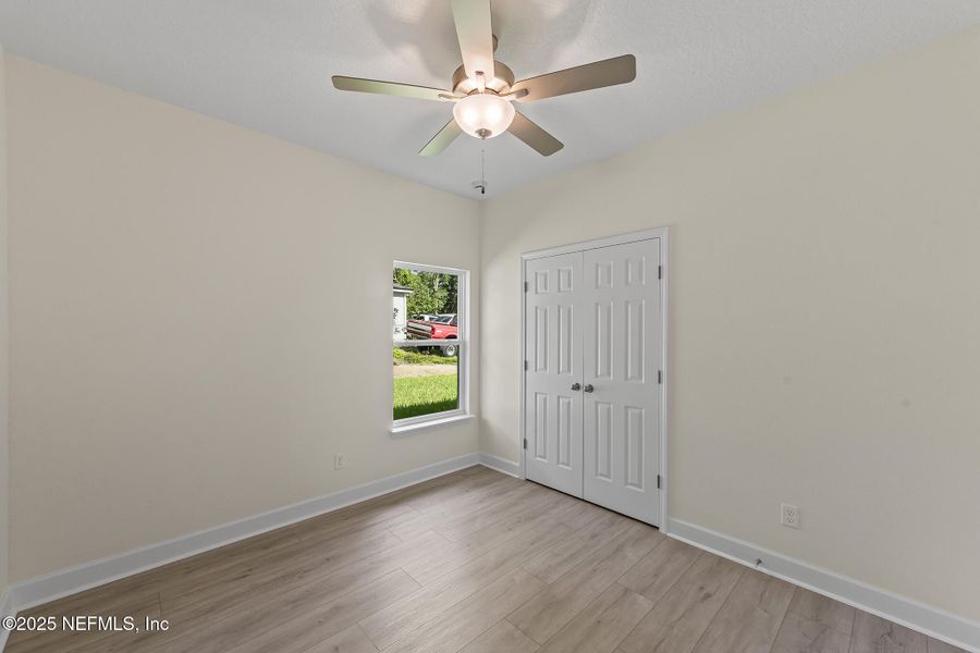 Spacious, unfurnished interior of a new home in , Jacksonville (Image 24).