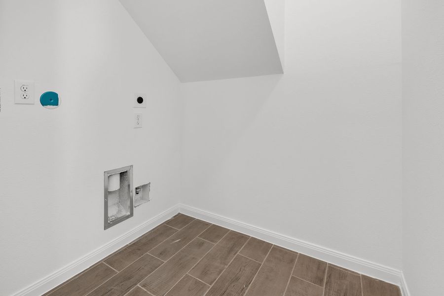 Representative unfurnished interior of a home built from the Elise 2012HCGR by Saratoga Homes in Aldine Pines, Houston (Image 22). Representative unfurnished interior of a home built from the Elise 2012HCGR by Saratoga Homes in Aldine Pines, Houston (Image 22).