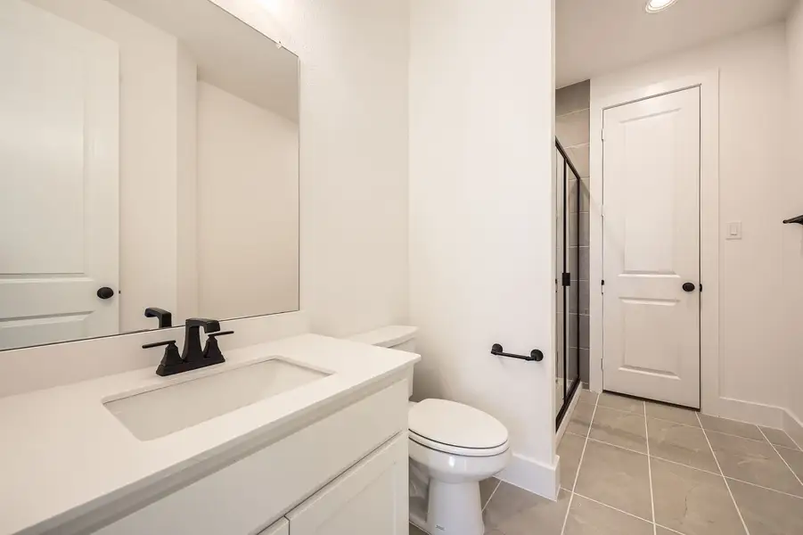 Plan 1454 Secondary Bathroom Representative Photo Plan 1454 Secondary Bathroom Representative Photo