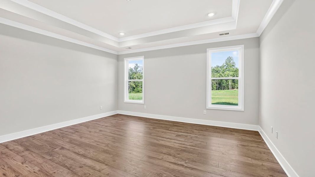 Spacious, unfurnished interior of a new home in Campbell Ridge, Piedmont (Image 35).