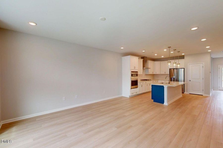 3730086_50034 3730086_50034