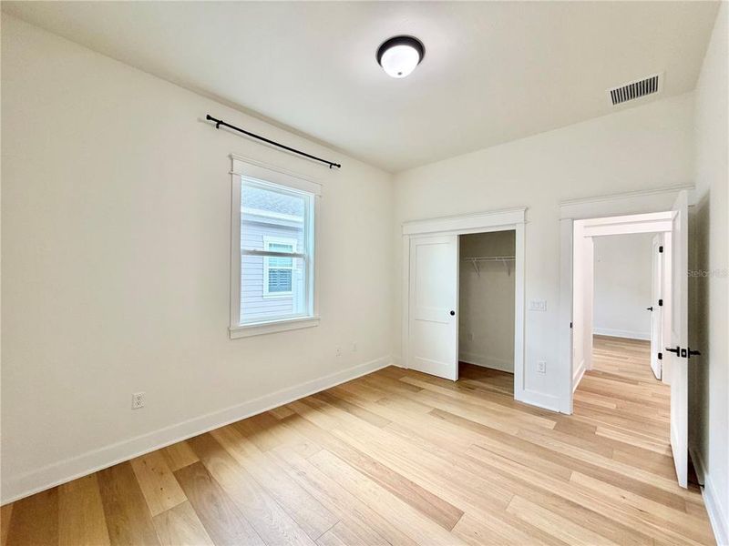 Spacious, unfurnished interior of a new home in , Gainesville (Image 44).