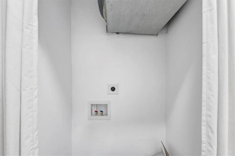 Image 14 of a home in .