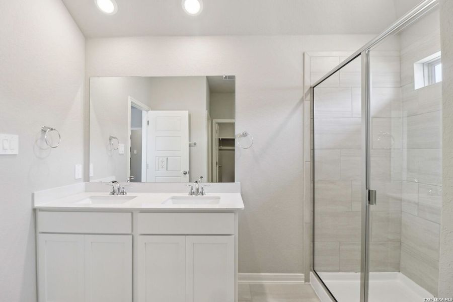 Furnished interior view inside a new home in Scenic Crest - Premier Series, Boerne (Image 7).