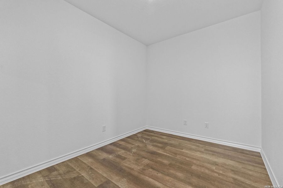 Spacious, unfurnished interior of a new home in Corley Farms, Boerne (Image 25).