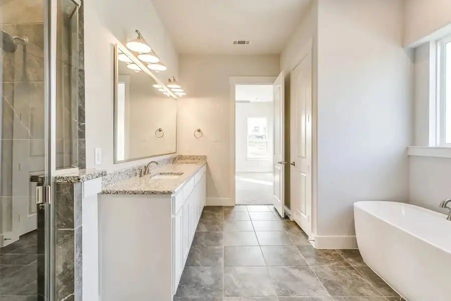 Representative furnished interior of a home built from the The Rhett by Elmwood Custom Homes in Byrum Ranch, Maypearl (Image 16).