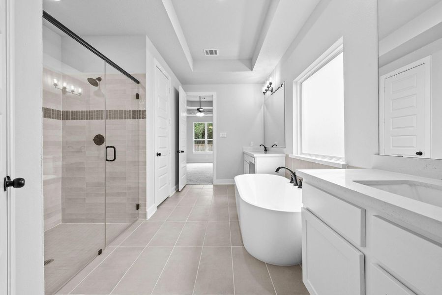 Representative image. Features, specifications, selections and colors may vary. Representative image. Features, specifications, selections and colors may vary.