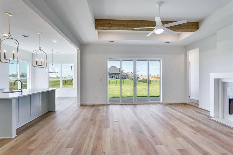 Spacious, unfurnished interior of a new home in Settler’s Glen, New Fairview (Image 13).