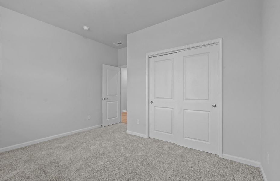 Spacious, unfurnished interior of a new home in Fox Hollow, Spartanburg (Image 28). Spacious, unfurnished interior of a new home in Fox Hollow, Spartanburg (Image 28).