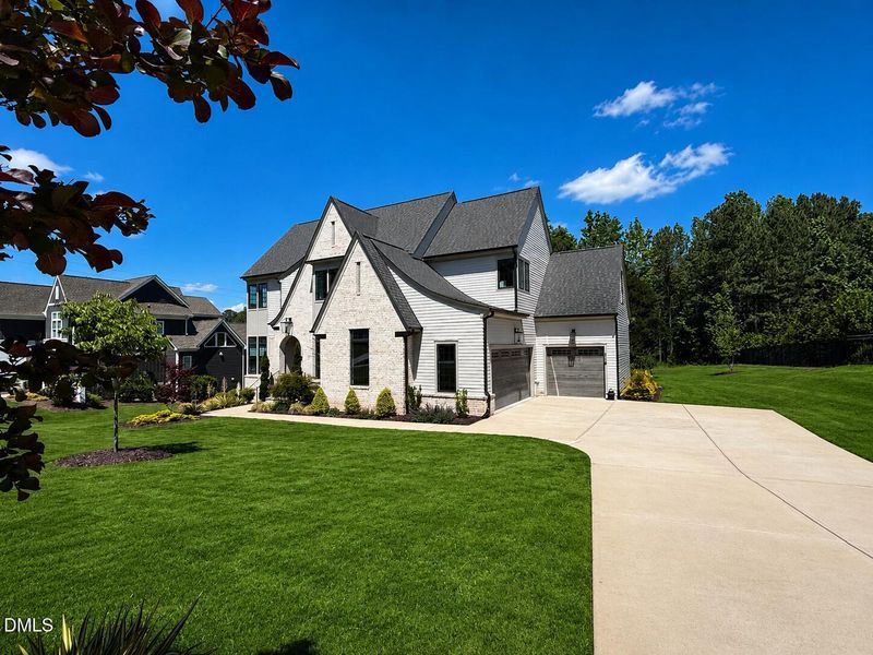 3 Car garage